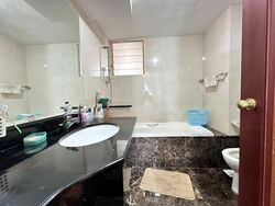 Yishun Emerald (D27), Condominium #465656011